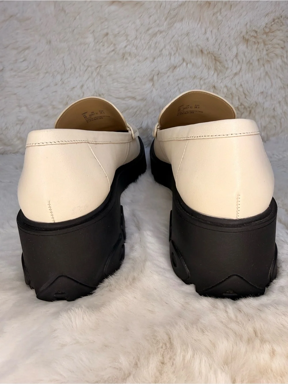 NWOB Coach Women's Ruthie Leather Platform Comfort Loafer Chalk White Sz 8 CM587